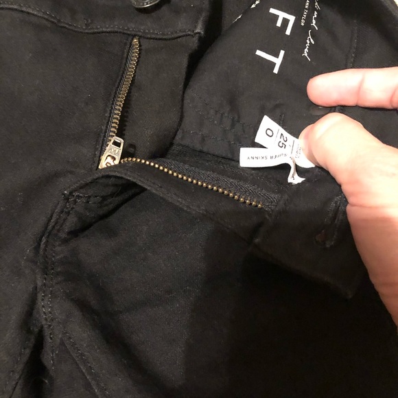 Ann Taylor loft - Picture 3 of 5
